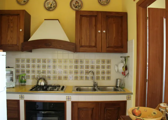 Flavia سانتّانييلّو